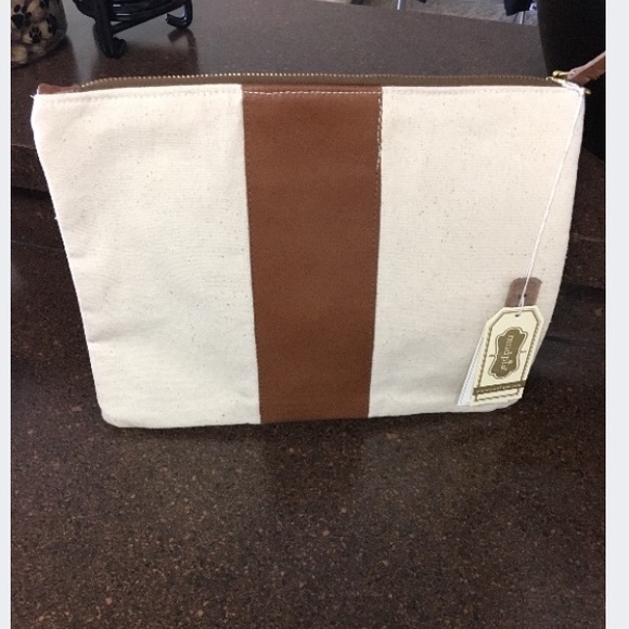 Mud Pie Handbags - Mudpie Carryall Clutch